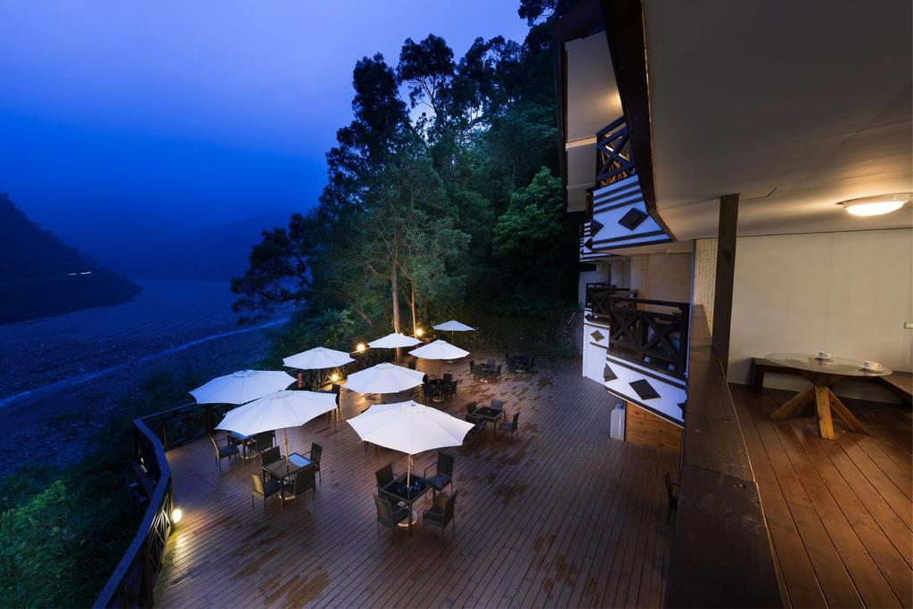 Chilan Hotel Datong Bagian luar foto