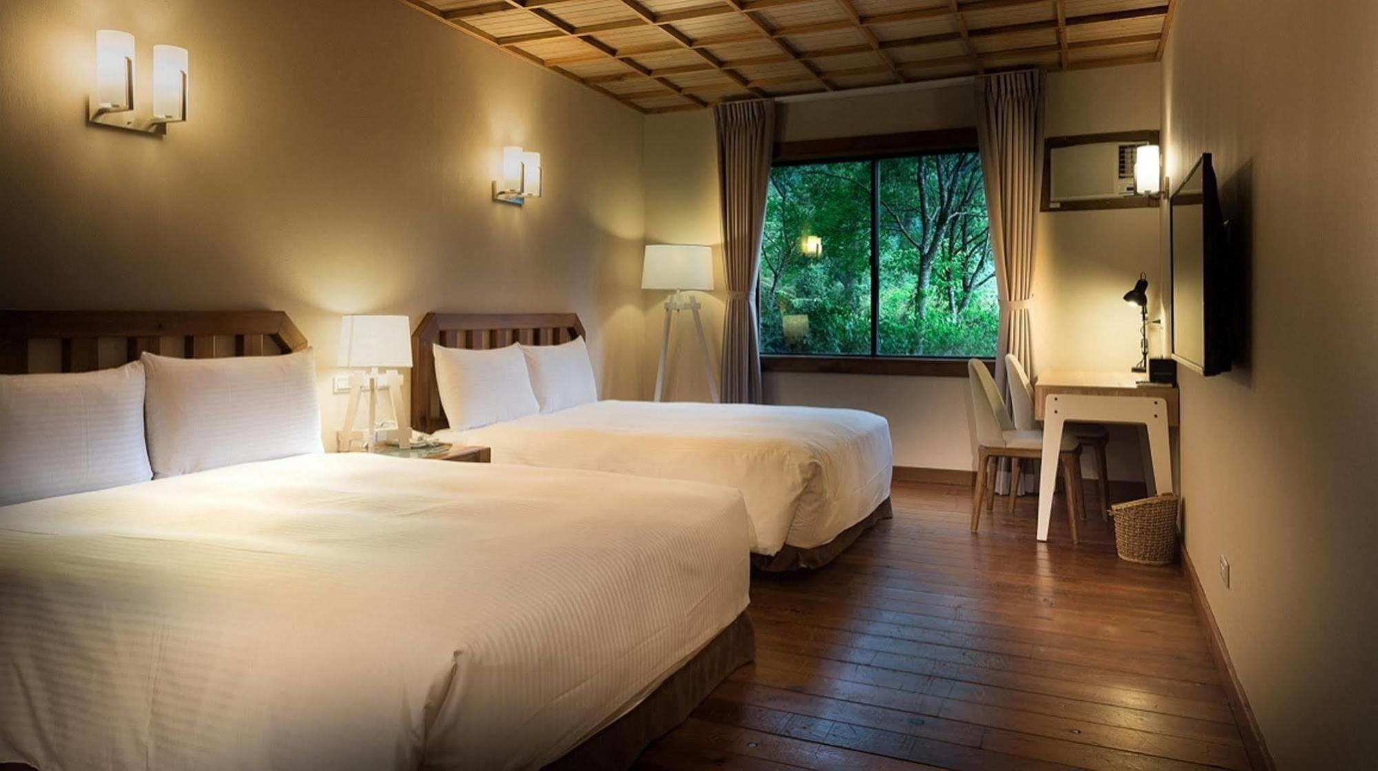 Chilan Hotel Datong Bagian luar foto